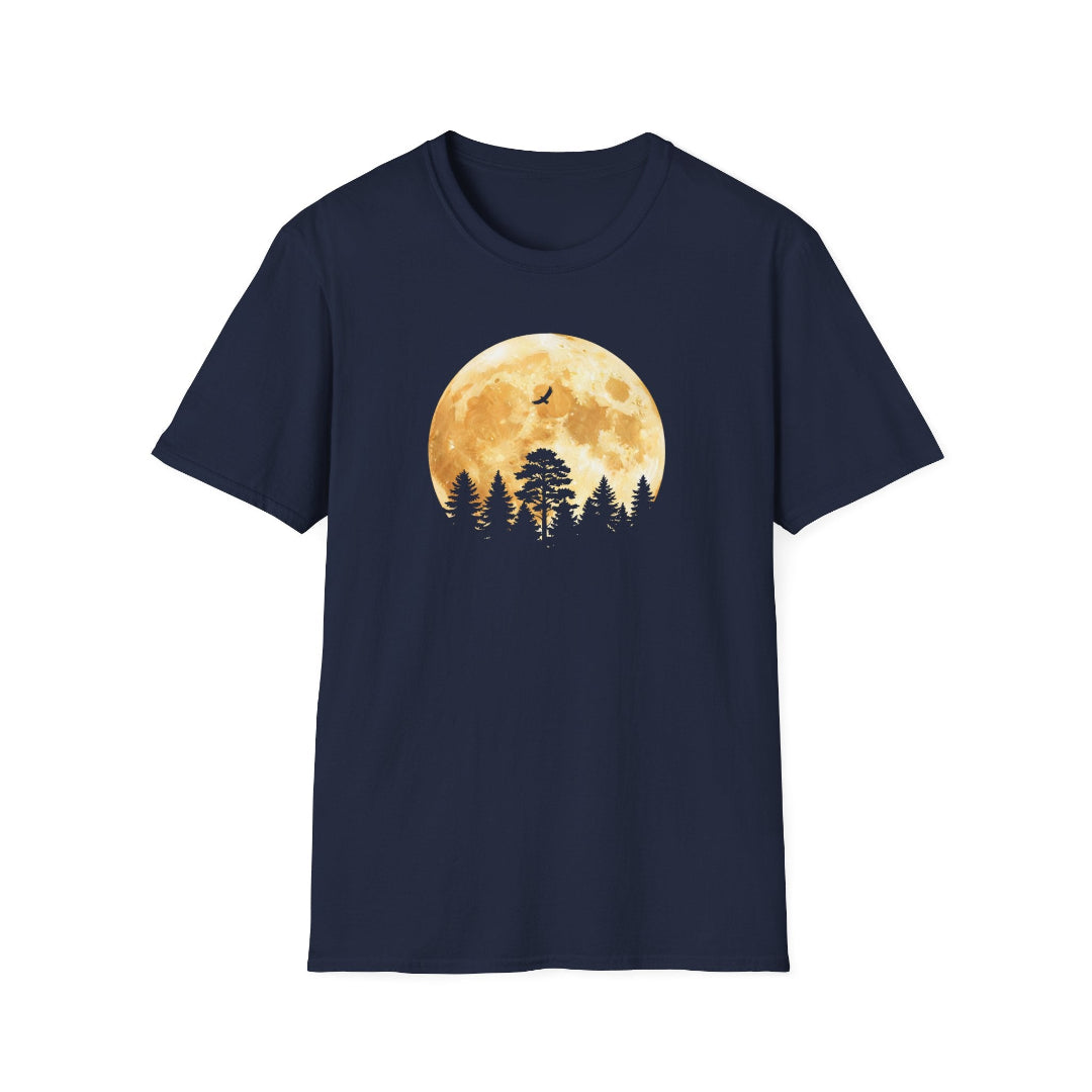Sininen unisex t-paita jossa kuun edessä metsää ja ylhäällä lentää haukka.